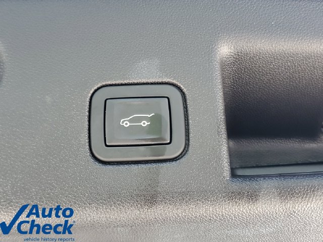 Certified 2024 Chevrolet Equinox LT w/ LPO, Cargo Package FWD image 10
