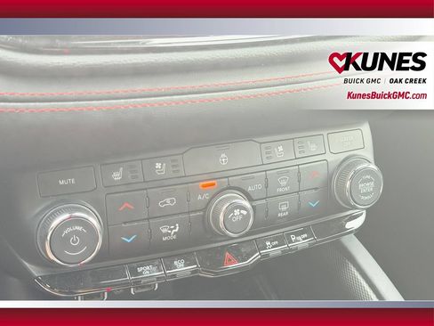 Used 2025 Dodge Durango R/T AWD/4WD image 28