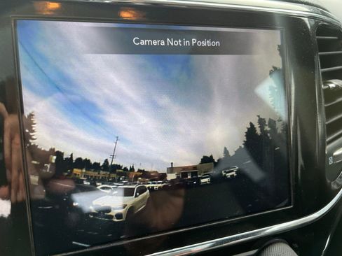 Used 2021 Jeep Grand Cherokee Limited w/ Trailer Tow Group IV image 27