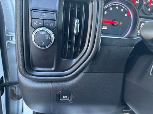 Used 2019 GMC Sierra 1500 2WD Regular Cab image 28