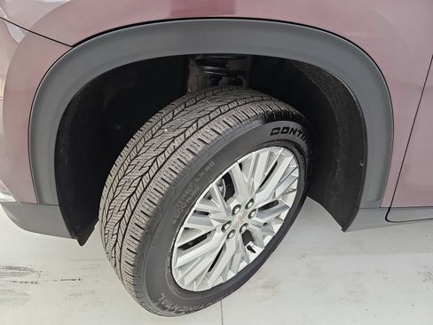 Used 2024 GMC Acadia Elevation FWD image 41