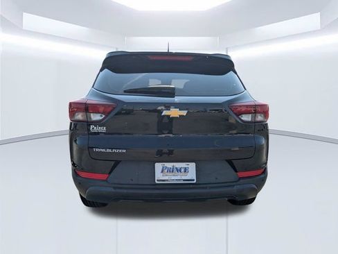 Used 2023 Chevrolet TrailBlazer LS FWD image 8