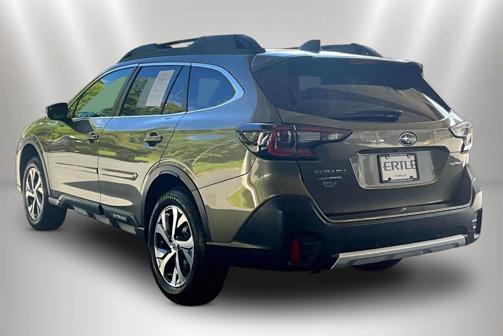 Used 2022 Subaru Outback Limited AWD/4WD image 4