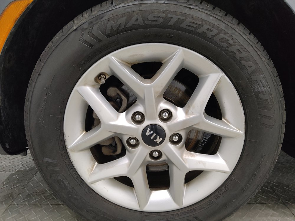 Used 2020 Kia Soul S FWD image 31