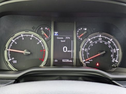 Used 2024 Toyota 4Runner TRD Pro AWD/4WD image 4