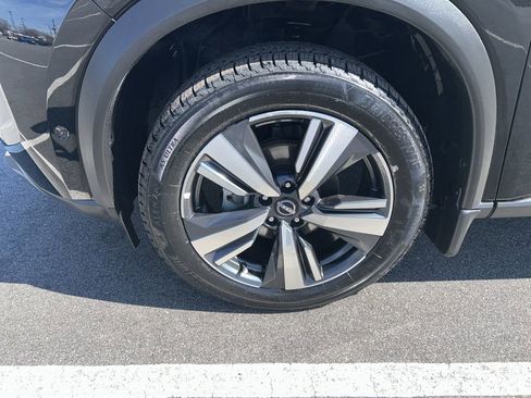 Certified 2023 Nissan Rogue SL w/ SL Premium Package image 8