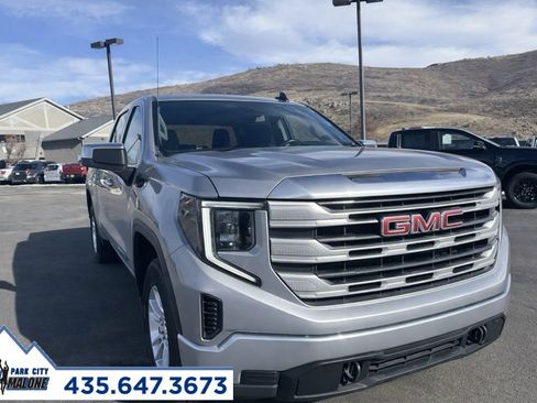 Used 2023 GMC Sierra 1500 Elevation w/ LPO, Elevation Black Package image 1