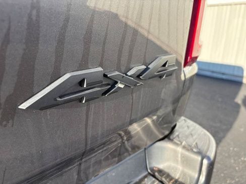 Used 2024 RAM 1500 Big Horn AWD/4WD image 19