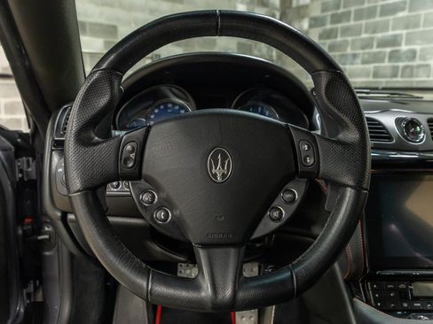 Used 2018 Maserati GranTurismo Sport RWD image 37