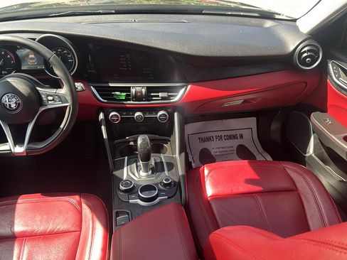 Used 2019 Alfa Romeo Giulia AWD w/ Cold Weather Package image 33