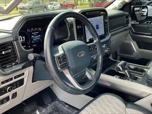 Used 2021 Ford F150 Limited image 14