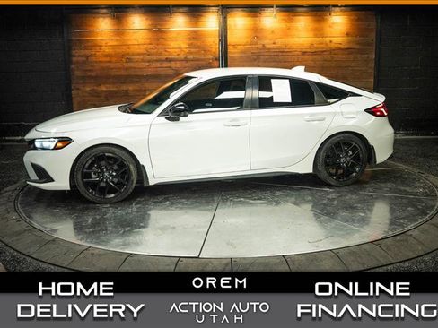 Used 2022 Honda Civic Sport image 1
