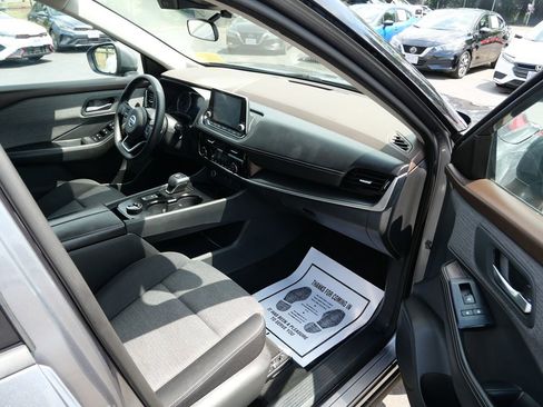 Used 2021 Nissan Rogue SV AWD/4WD image 26