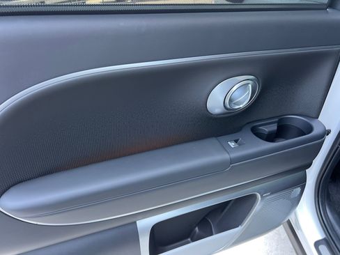 New 2026 Hyundai Ioniq 9 Calligraphy image 16