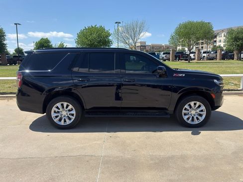Used 2023 Chevrolet Tahoe Z71 w/ Luxury Package image 3