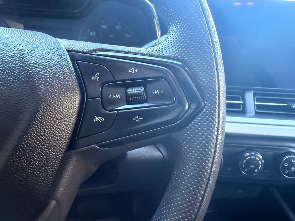 Used 2024 Chevrolet Trax LS FWD image 18