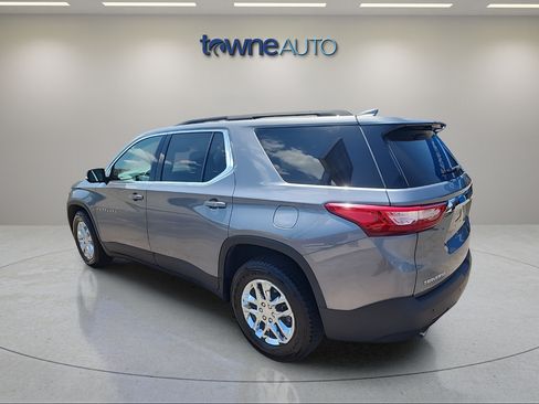 Used 2019 Chevrolet Traverse LT FWD image 3