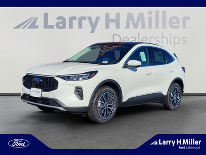 New 2024 Ford Escape SE w/ PHEV Premium Package