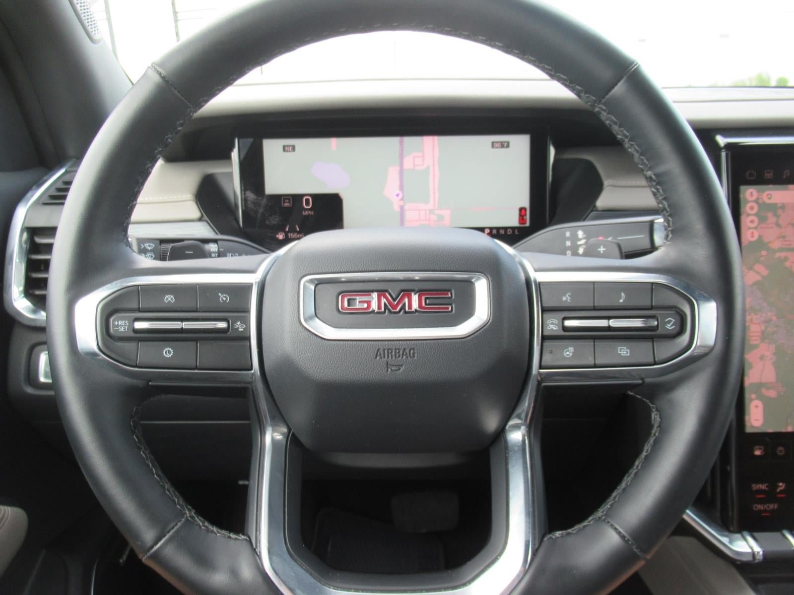 Used 2026 GMC Acadia Elevation w/ Elevation Premium Package FWD image 25
