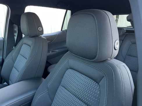 New 2026 Chevrolet Equinox LT image 24