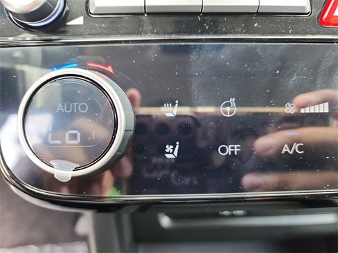 New 2025 Hyundai Tucson Limited image 24