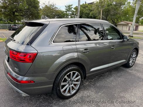 Used 2018 Audi Q7 3.0T Premium Plus w/ Premium Plus Package AWD/4WD image 4