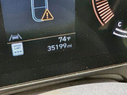 Used 2025 Hyundai Kona SEL AWD/4WD image 19