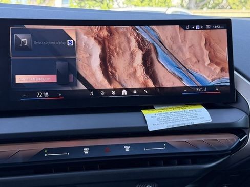 Used 2025 BMW X3 xDrive30i w/ Premium Package image 29