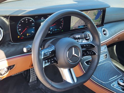 Used 2023 Mercedes-Benz E 450 Cabriolet image 21