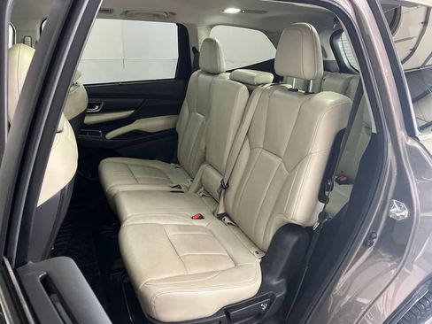 Used 2022 Subaru Ascent Limited w/ Popular Package #2A AWD/4WD image 19