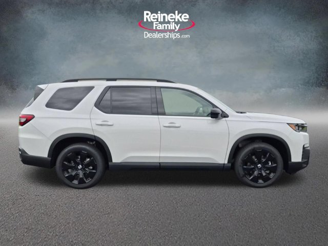 New 2026 Honda Pilot Black Edition image 4