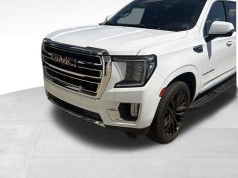 Used 2023 GMC Yukon XL SLT w/ SLT Premium Package AWD/4WD image 2