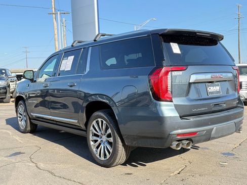 Used 2021 GMC Yukon XL Denali w/ Denali Premium Package AWD/4WD image 5