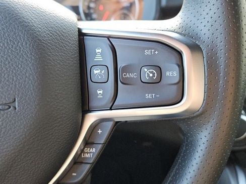New 2026 RAM 1500 Express AWD/4WD image 20