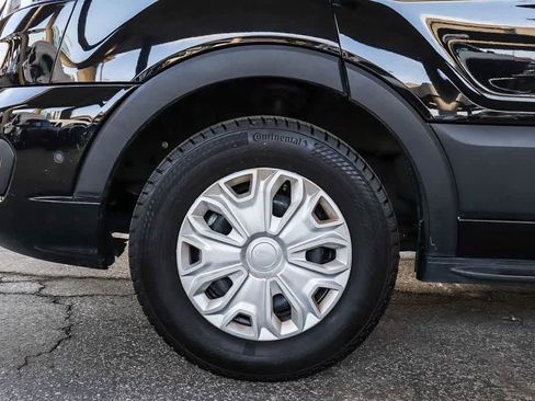 Used 2024 Ford Transit 350 XLT image 11