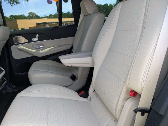 Used 2025 Mercedes-Benz GLS 450 4MATIC image 19