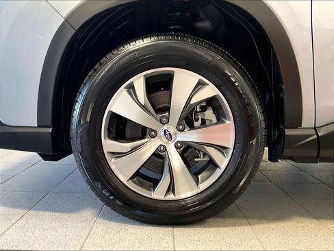 Used 2025 Subaru Ascent Premium AWD/4WD image 7