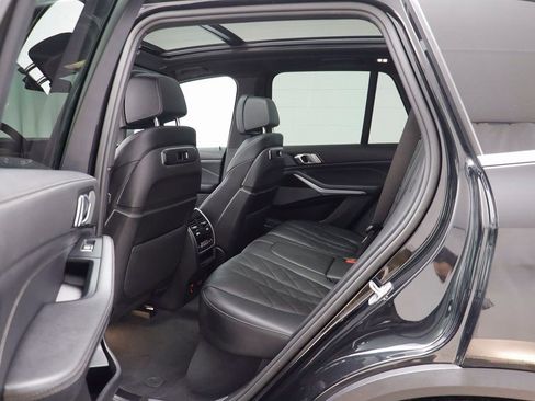 Used 2025 BMW X5 xDrive40i image 14