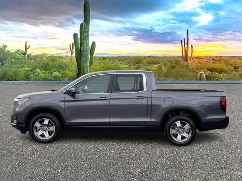 Used 2025 Honda Ridgeline RTL image 3