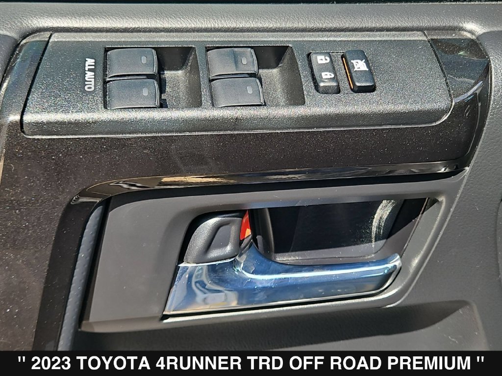 Used 2023 Toyota 4Runner TRD Off-Road Premium w/ Off Road Premium Plus Package AWD/4WD image 15