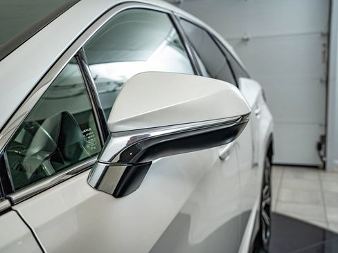 Used 2018 Lexus RX 350L AWD w/ Premium Package image 9