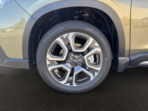 New 2026 Subaru Ascent Limited AWD/4WD image 9