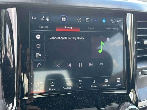 Used 2022 RAM 1500 Big Horn AWD/4WD image 26
