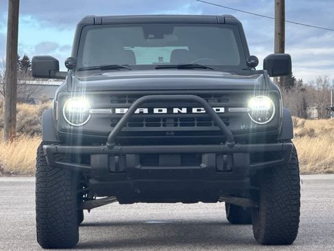 Used 2022 Ford Bronco Black Diamond image 10