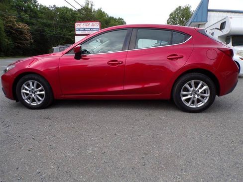 Used 2014 MAZDA MAZDA3 i Touring w/ Technology Package FWD image 11