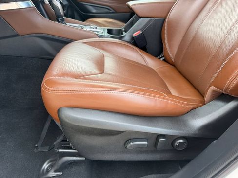 Used 2020 Subaru Forester Touring w/ Popular Package #2 AWD/4WD image 11