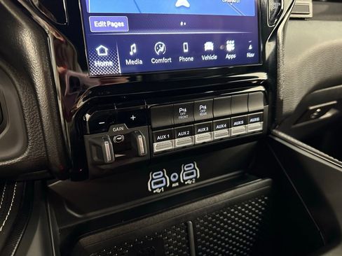Used 2025 RAM 1500 RHO image 37