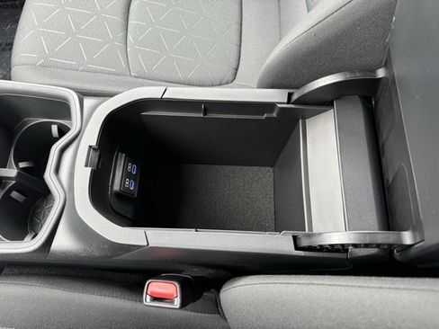 Certified 2022 Toyota RAV4 XLE image 19
