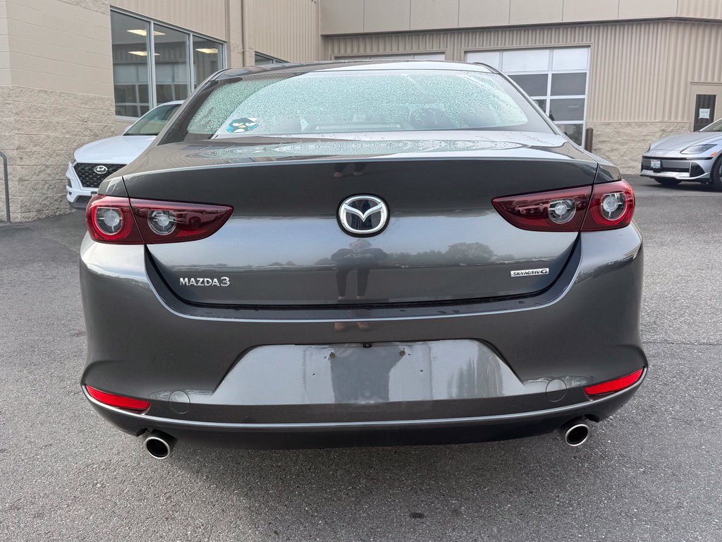 Used 2024 MAZDA MAZDA3 s FWD image 7