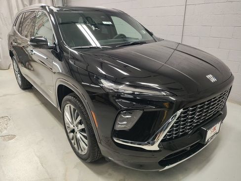 New 2026 Buick Enclave Avenir w/ Super Cruise Package AWD/4WD image 5